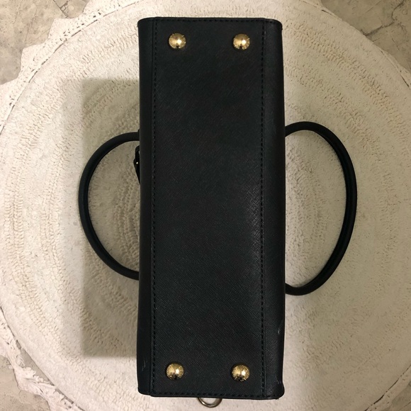 Michael Kors Purse - Picture 3 of 8